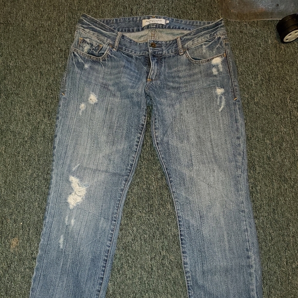 Abercrombie and Fitch Crop Jeans size 6 - Picture 2 of 5